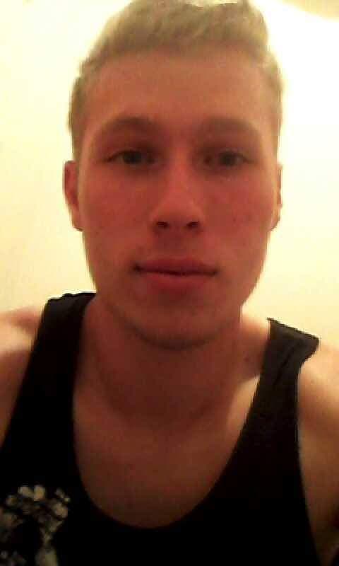 Profil de Youri, 21 ans, Rencontre sex à Bützberg (Berne)