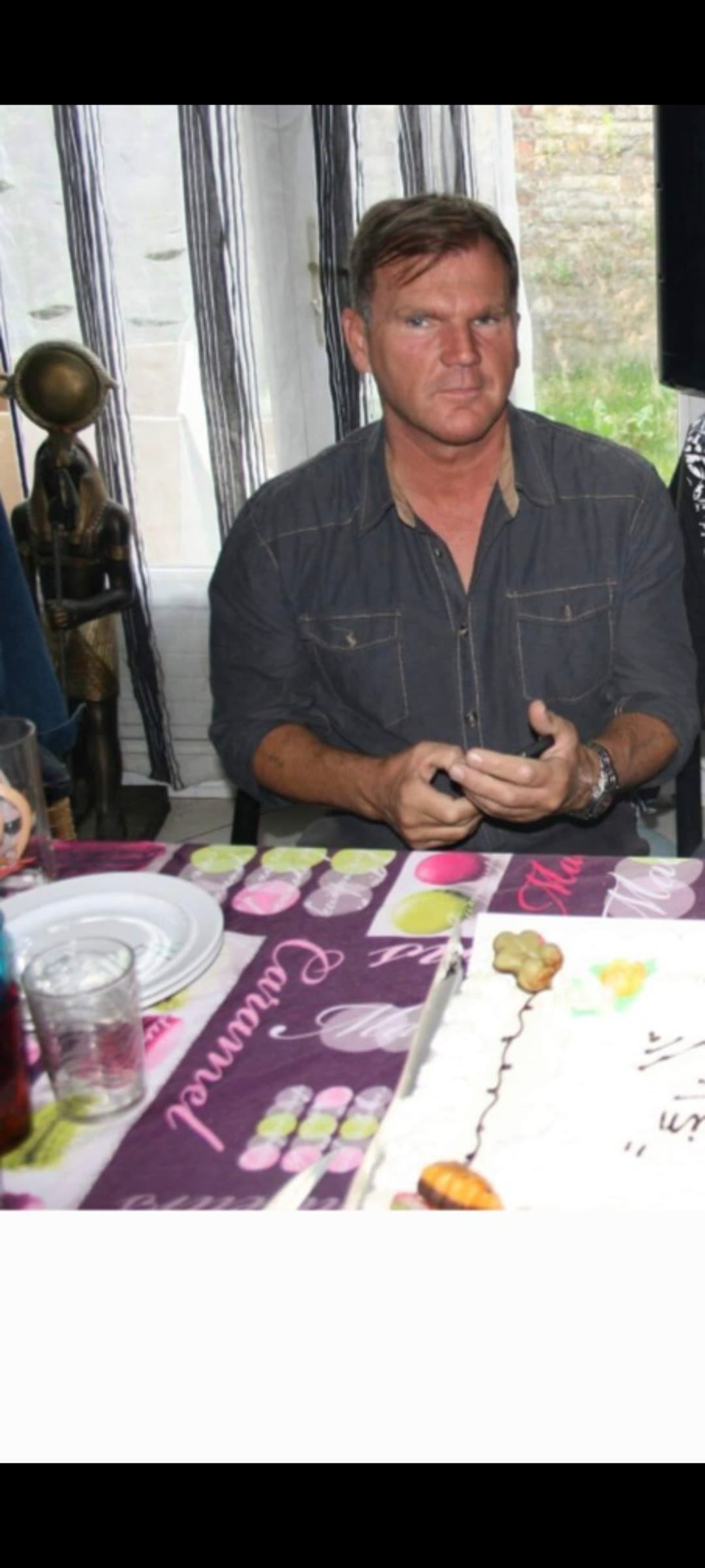 Profil de Prince, 20 ans, Rencontre sex à Trasadingen (Schaffhouse)