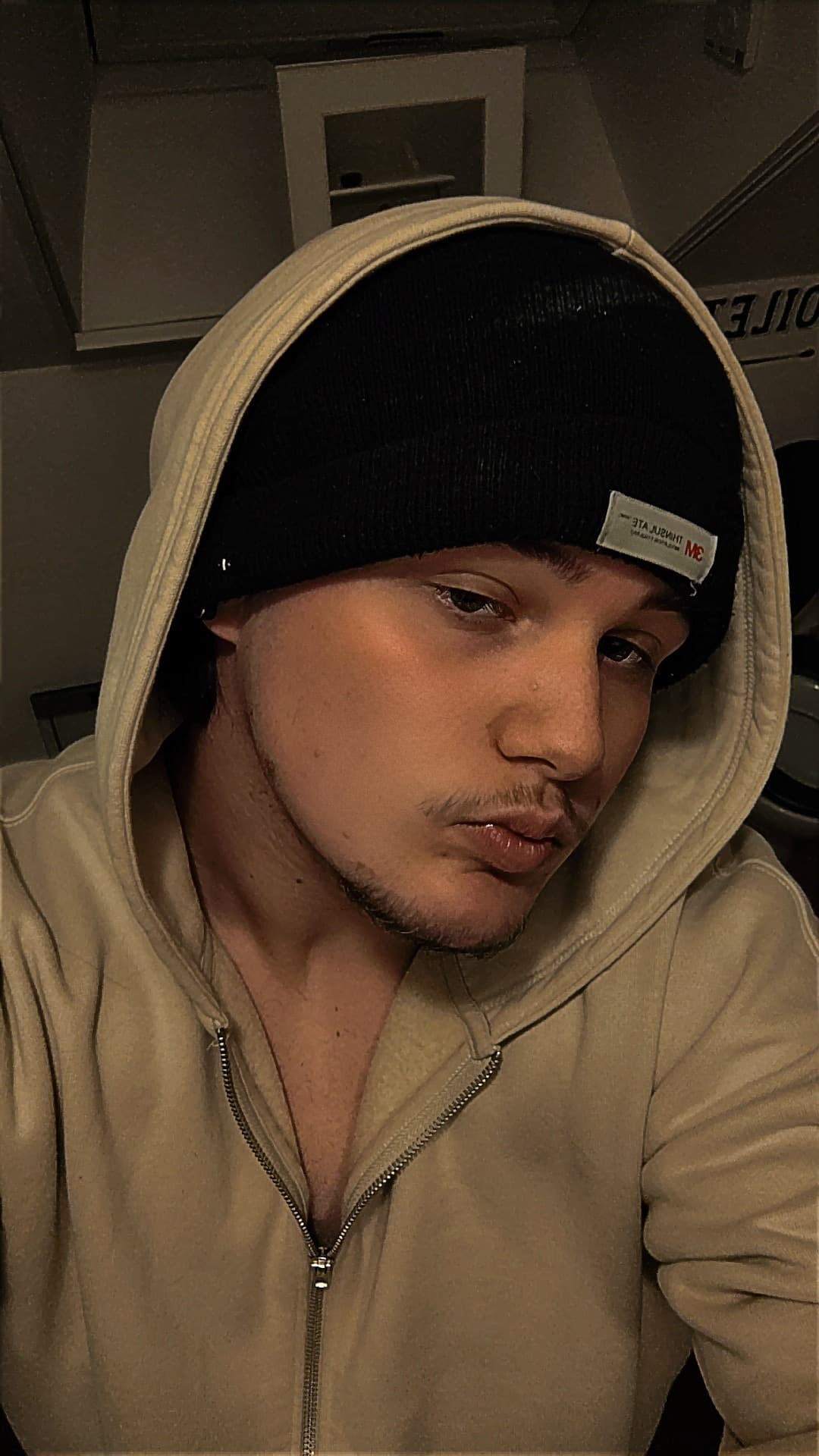 Profil de Marin, 27 ans, Rencontre sex à Breil/Brigels (Grisons)