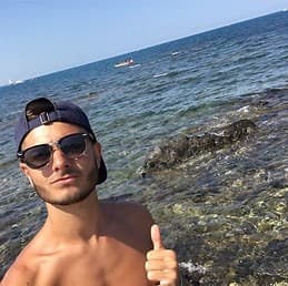 Profil de Tayron, 25 ans, Rencontre sex à Täuffelen (Berne)