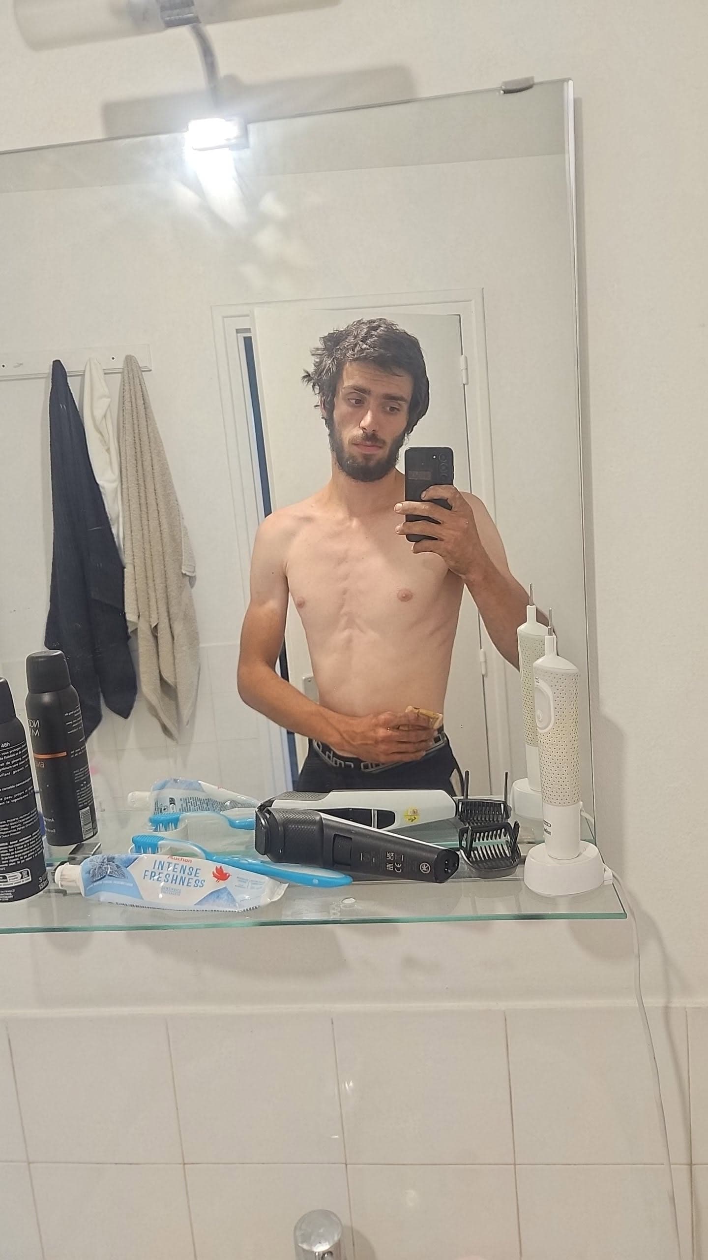 Profil de Milo, 18 ans, Rencontre sex à Saanenmöser (Berne)