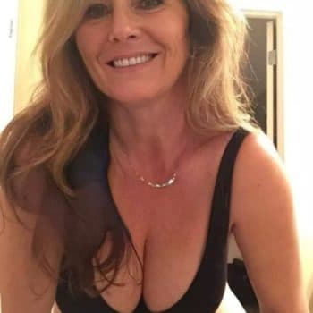 Lahna - Rencontre sex à Jenaz Profil de Lahna, 42 ans, Rencontre sex à Jenaz (Grisons)