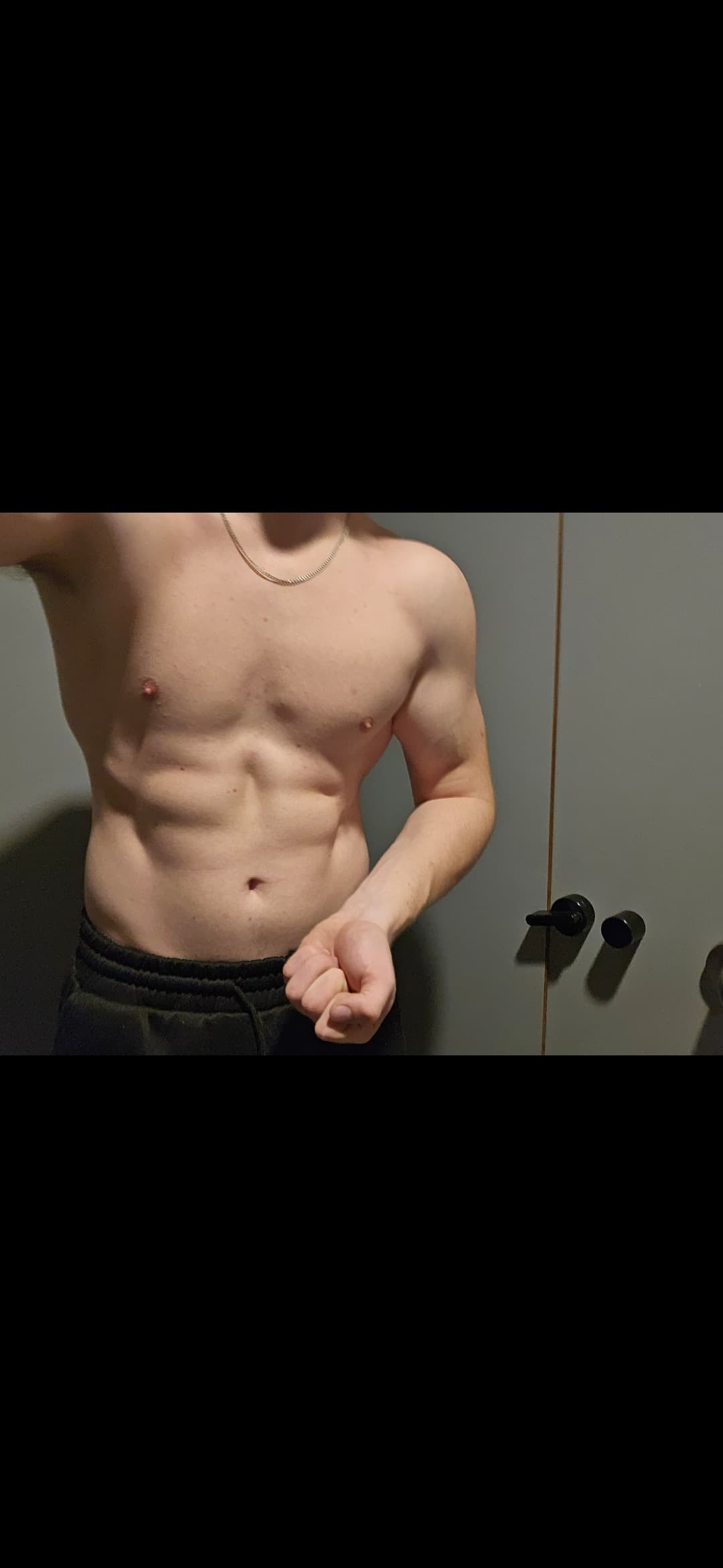 Basile - Rencontre sex à Luins Profil de Basile, 42 ans, Rencontre sex à Luins (Vaud)