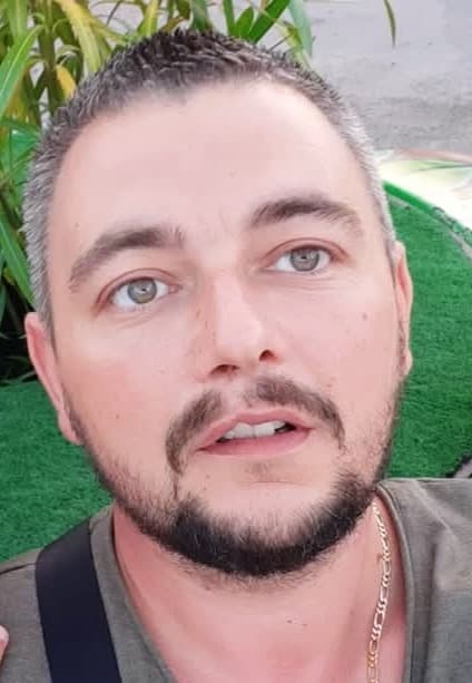 Hadrien - Rencontre sex à Bowil Profil de Hadrien, 31 ans, Rencontre sex à Bowil (Berne)