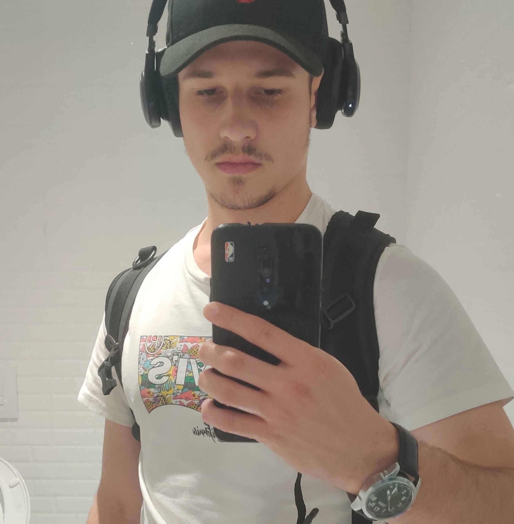 Tino - Rencontre sex à Bettingen Profil de Tino, 26 ans, Rencontre sex à Bettingen (Bâle-Ville)